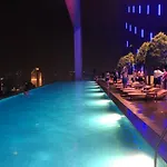 Sky Top Platinum Suites Klcc